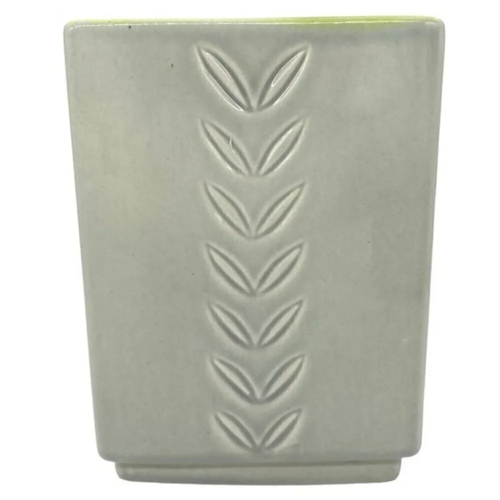 Royal Haeger Vintage Laurel Leaf Vase
